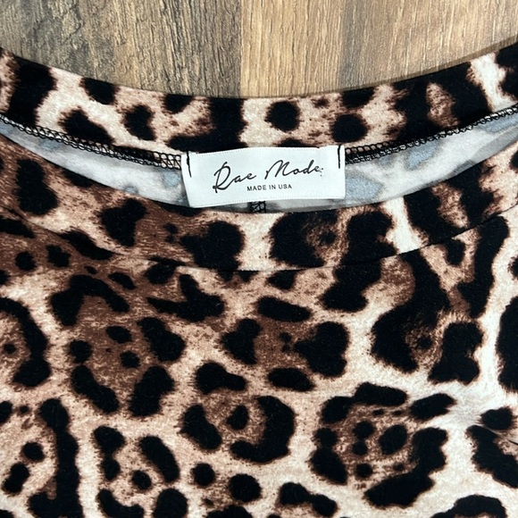 Leopard Lounge Top - Picture 2 of 2